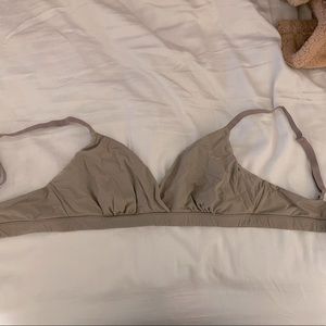Skims Fits Everybody Triangle Bra - Nude - Size Small